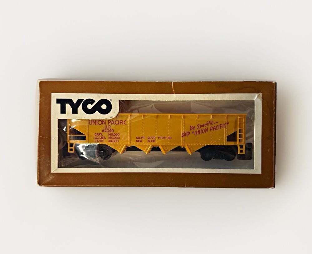 Vintage 1975 TYCO 344-E Union Pacific Hopper Car HO Scale UP 62040 Boxed